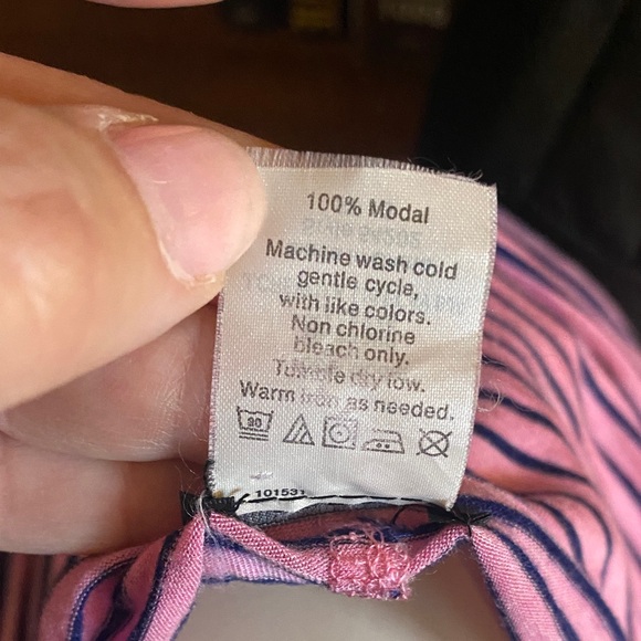 J. Crew Vibrant Pink and Black Scarf - Picture 3 of 5